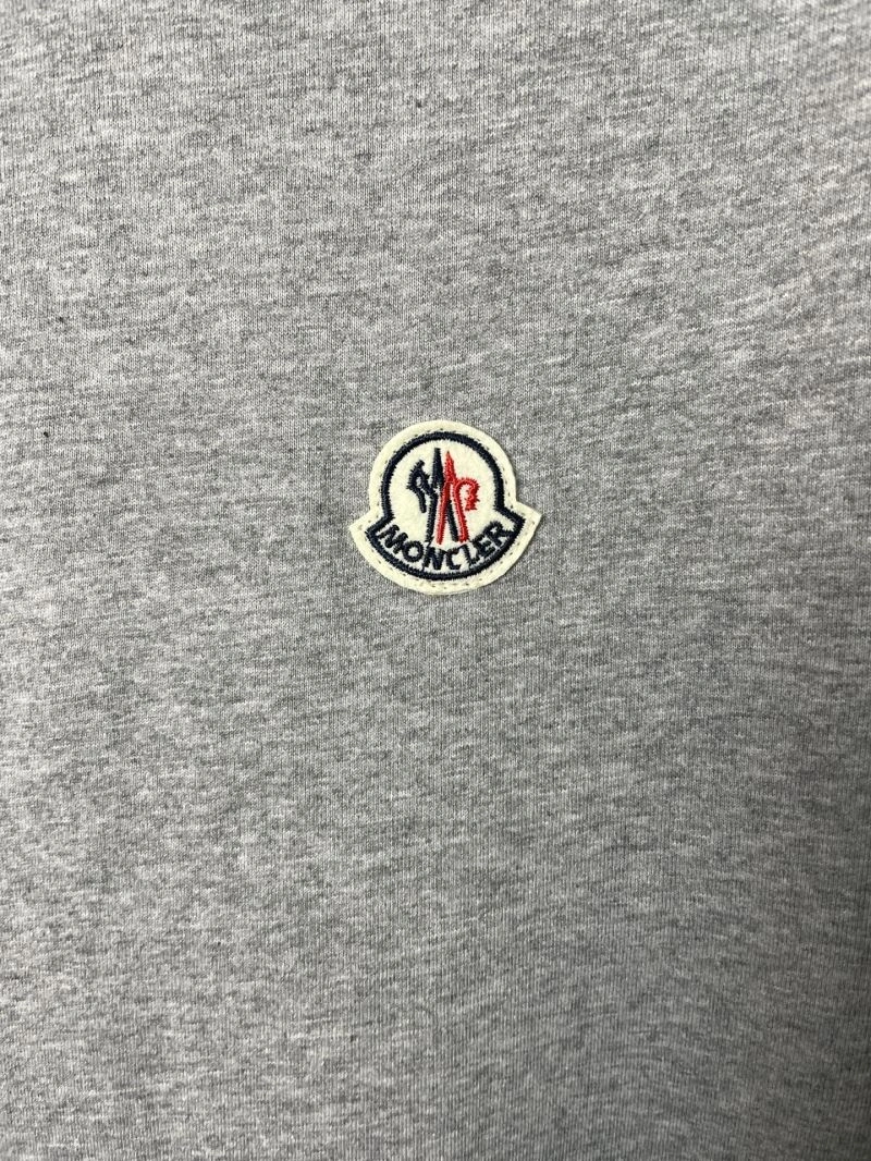Classic Moncler T-Shirts 142739