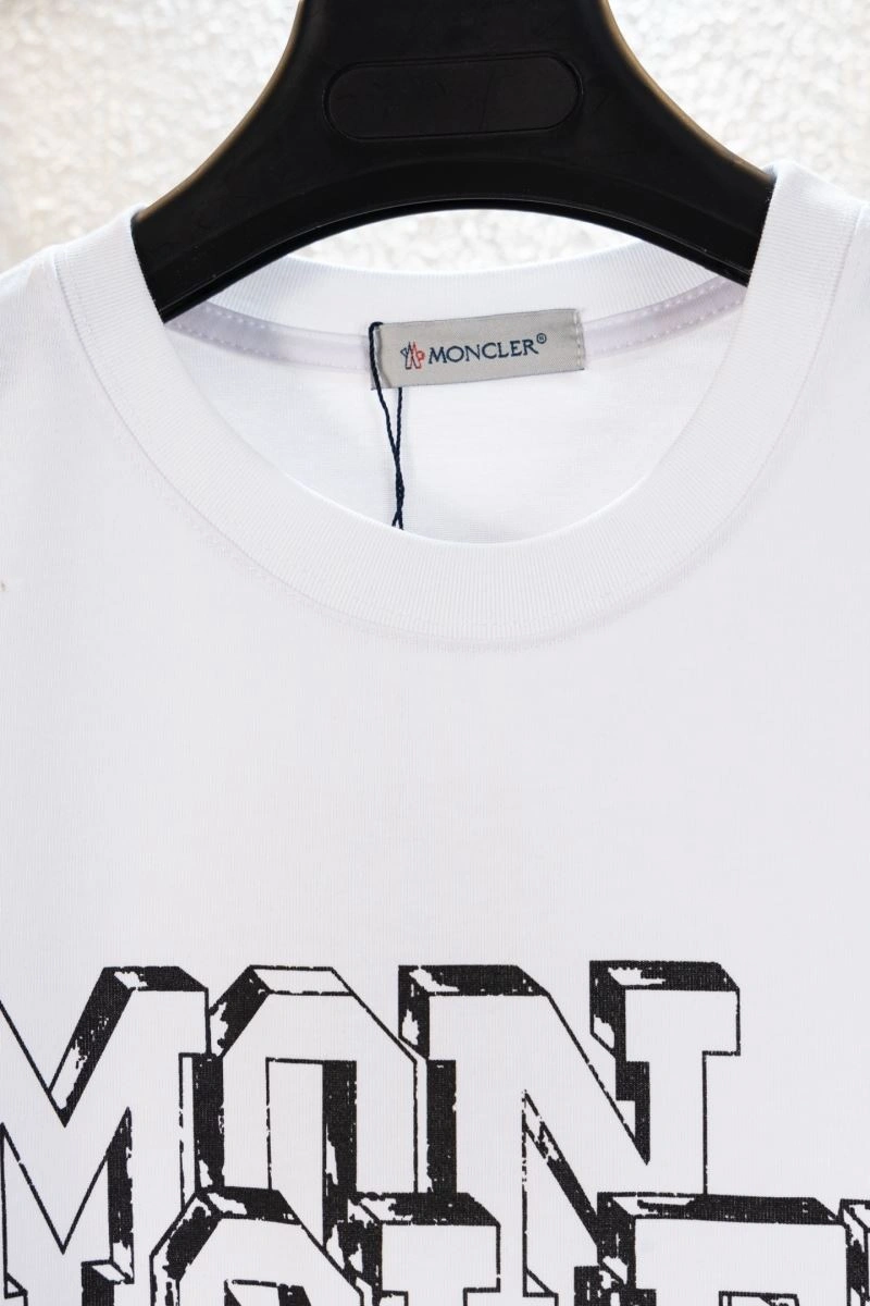 AllSeason Moncler T-Shirts 142754