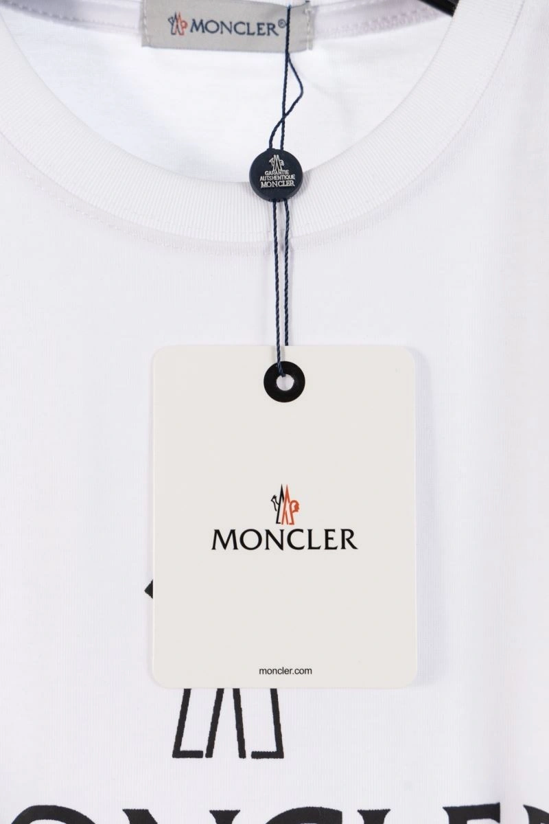 Moncler T-Shirts Refined 142737
