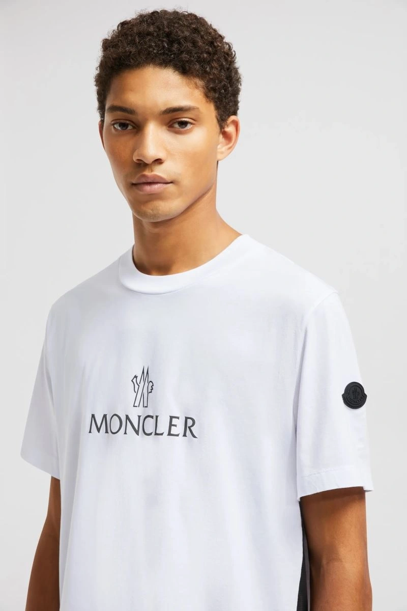 Moncler T-Shirts Refined 142737