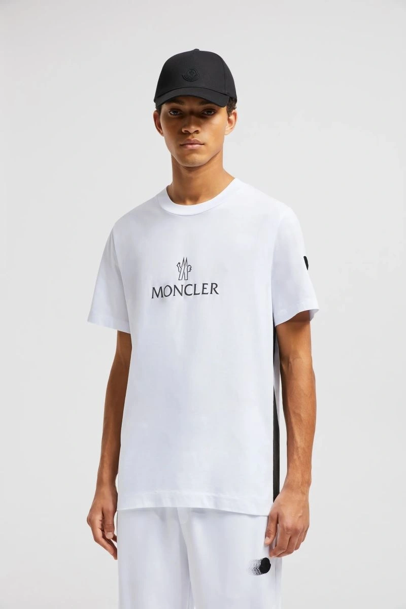 Moncler T-Shirts Refined 142737