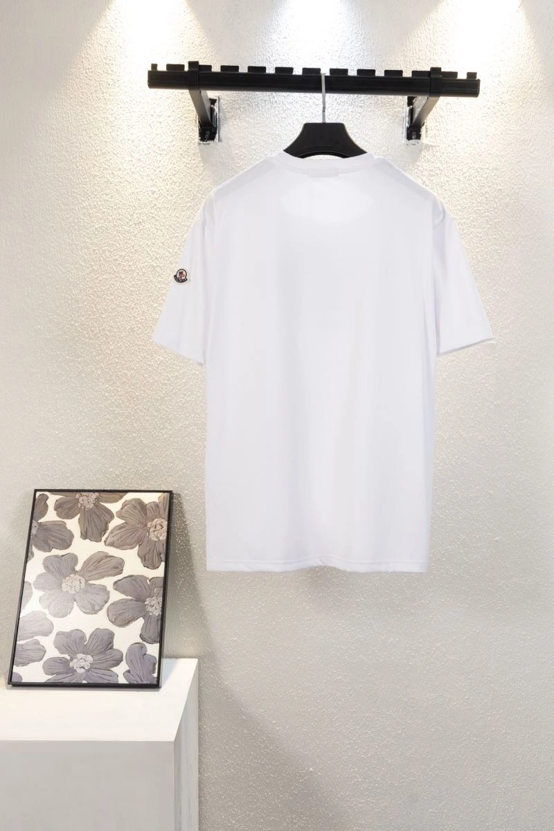 Moncler T-Shirts FashionForward 142760