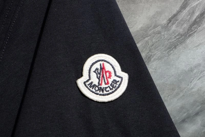 Youthful Moncler T-Shirts 142725