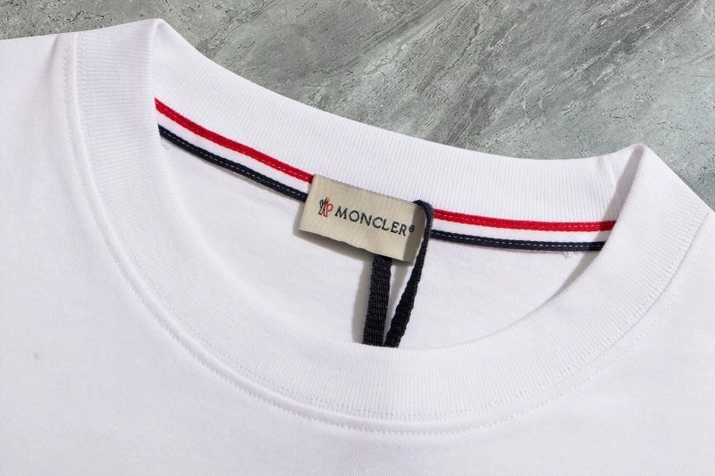 Flexible Moncler T-Shirts 142751