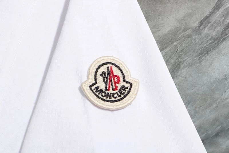 Flexible Moncler T-Shirts 142751