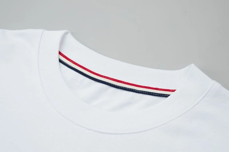 Effortless Moncler T-Shirts 142718