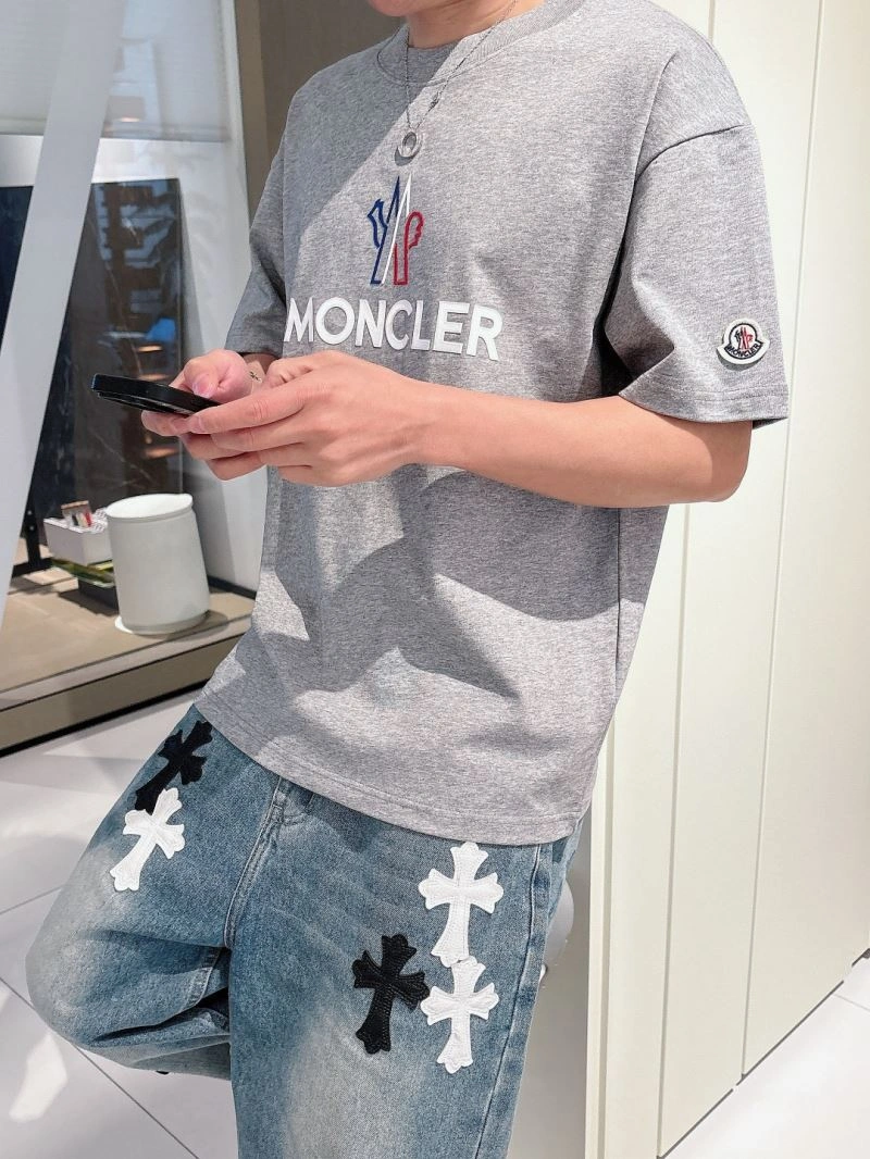 ComfortFit Moncler T-Shirts 142719