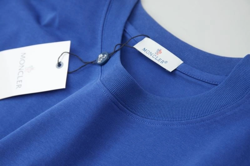 ZipUp Moncler T-Shirts 142721