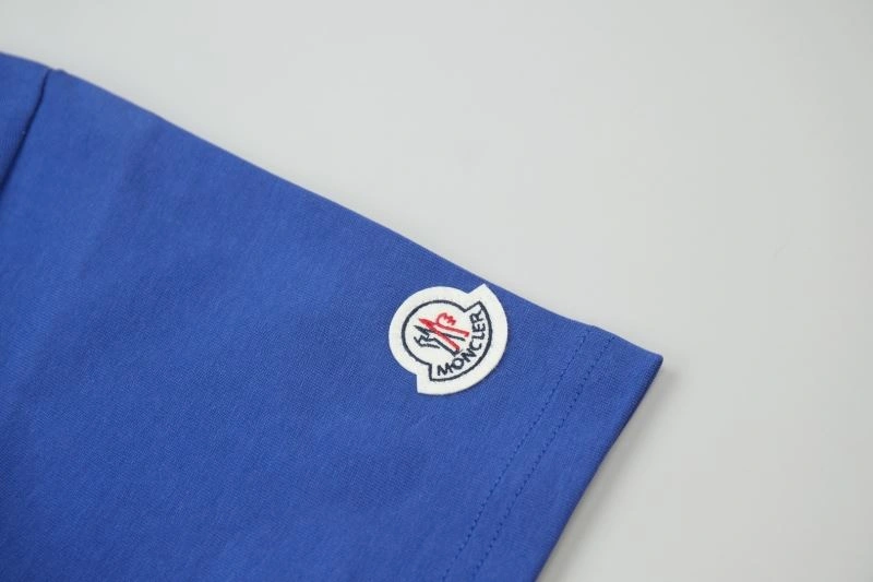 ZipUp Moncler T-Shirts 142721