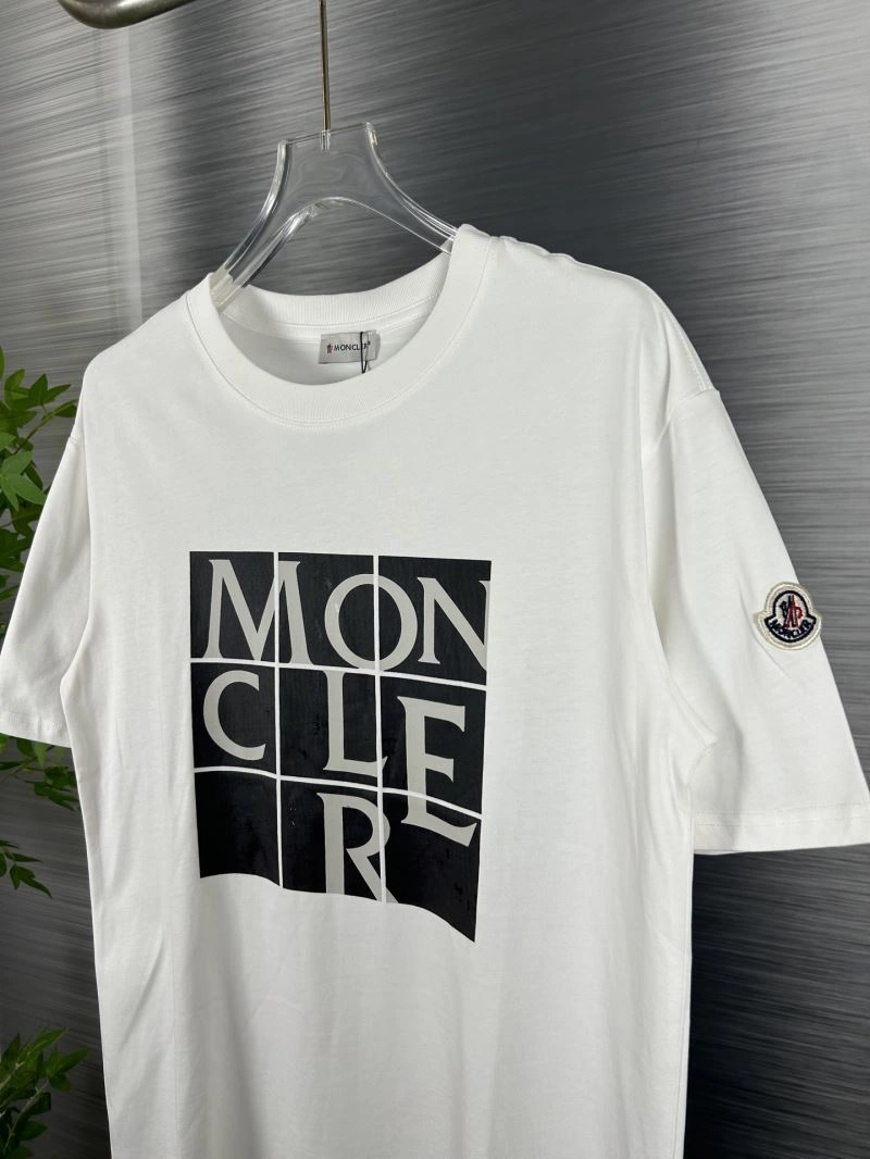 Moncler T-Shirts Premium 142704