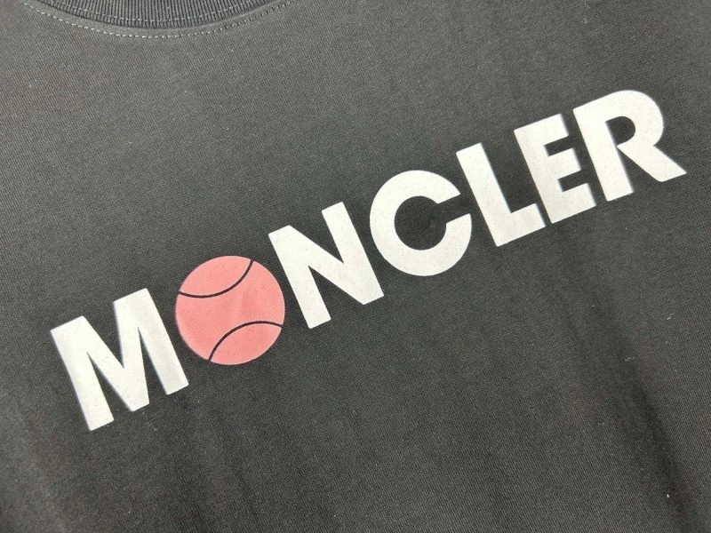 Supportive Moncler T-Shirts 142699