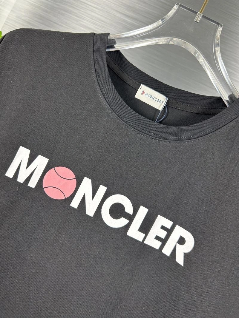Supportive Moncler T-Shirts 142699