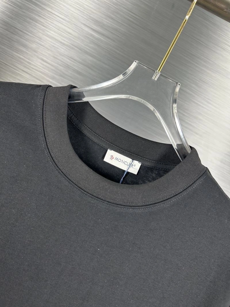 Upgraded Moncler T-Shirts 142686