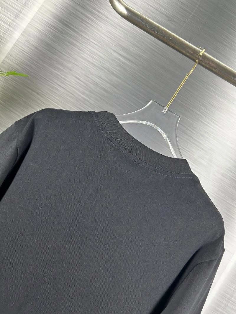 Upgraded Moncler T-Shirts 142686