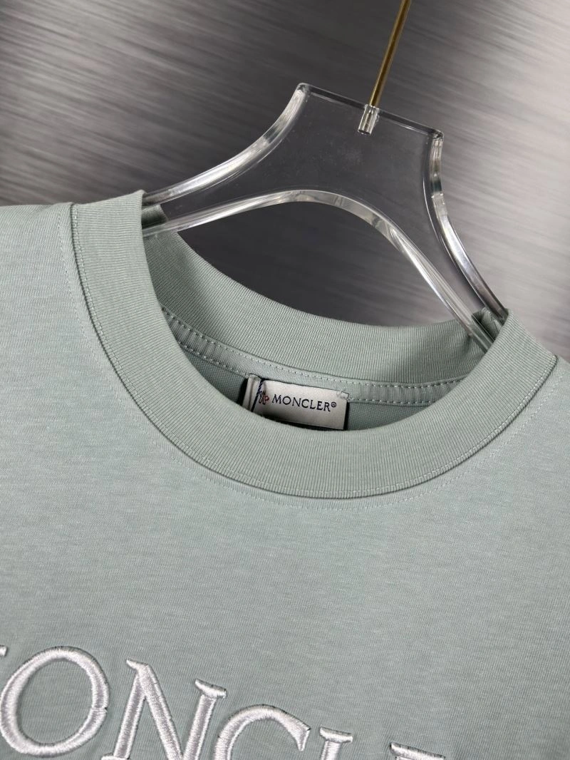 Moncler T-Shirts TimelessDesign 142680