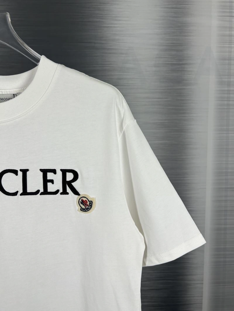 Neat Moncler T-Shirts 142677