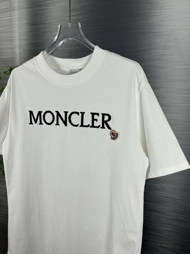 Neat Moncler T-Shirts 142677