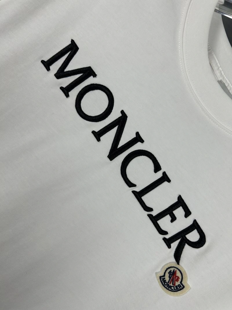 Neat Moncler T-Shirts 142677