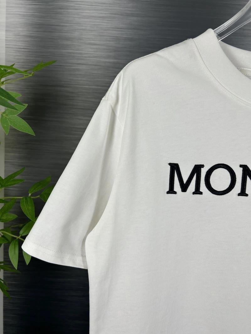 Neat Moncler T-Shirts 142677