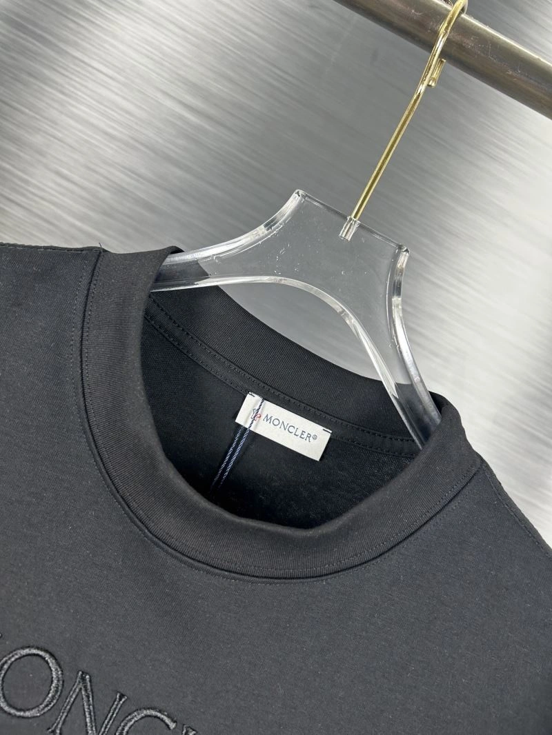 RelaxedFit Moncler T-Shirts 142688