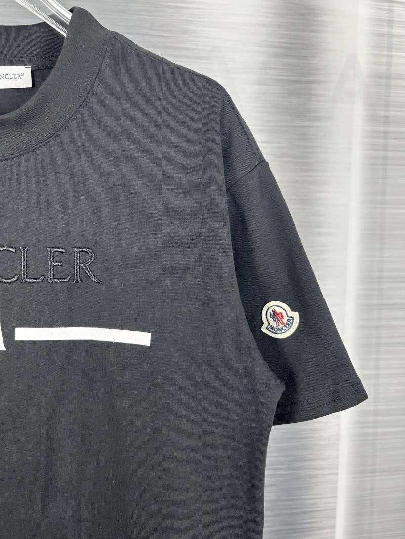 RelaxedFit Moncler T-Shirts 142688