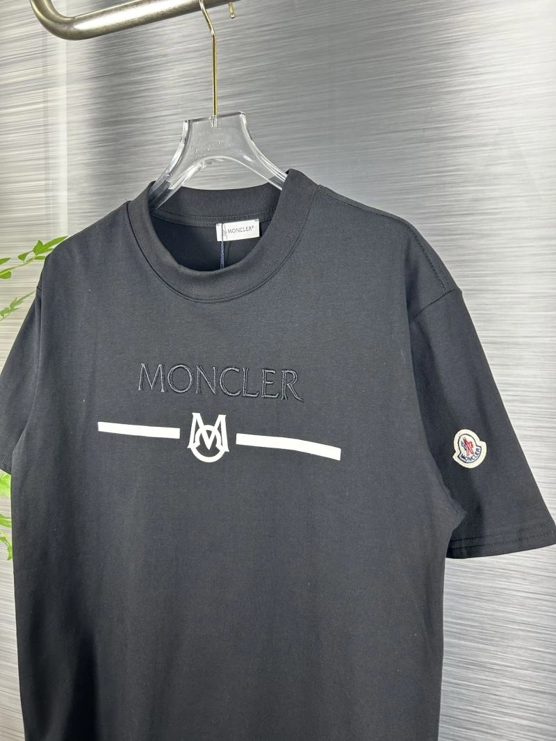 RelaxedFit Moncler T-Shirts 142688