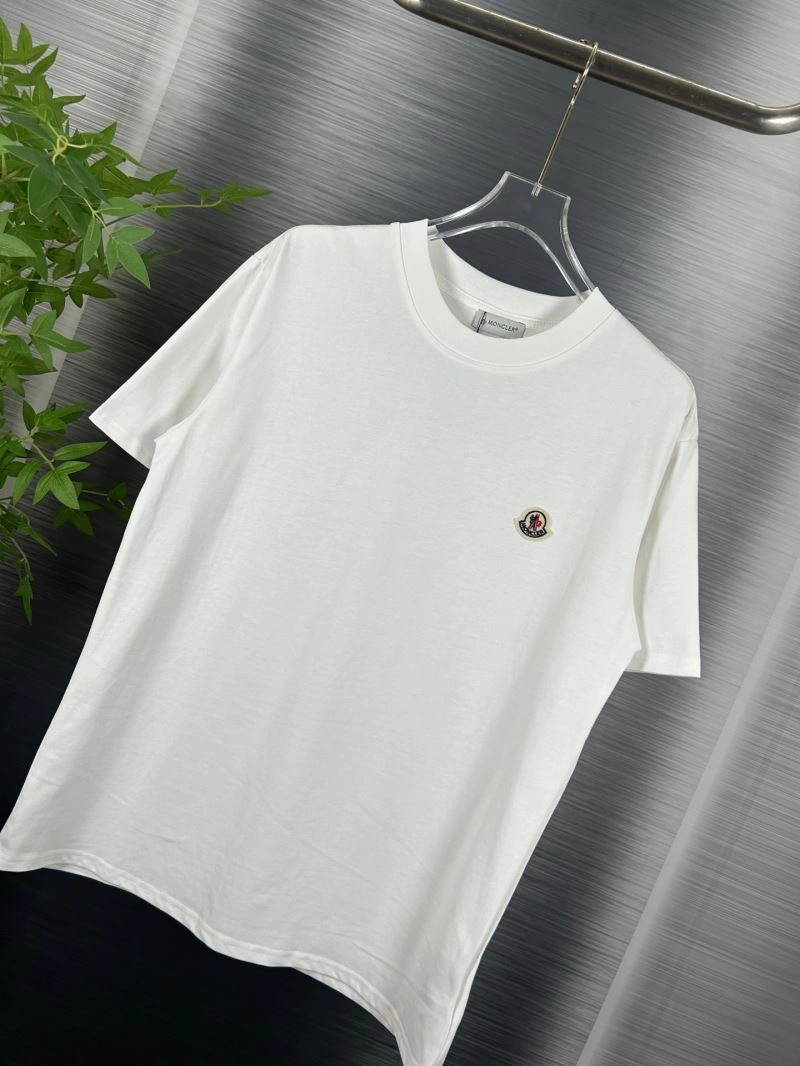 Moncler T-Shirts Flexible 142674
