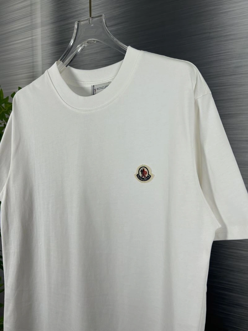 Moncler T-Shirts Flexible 142674