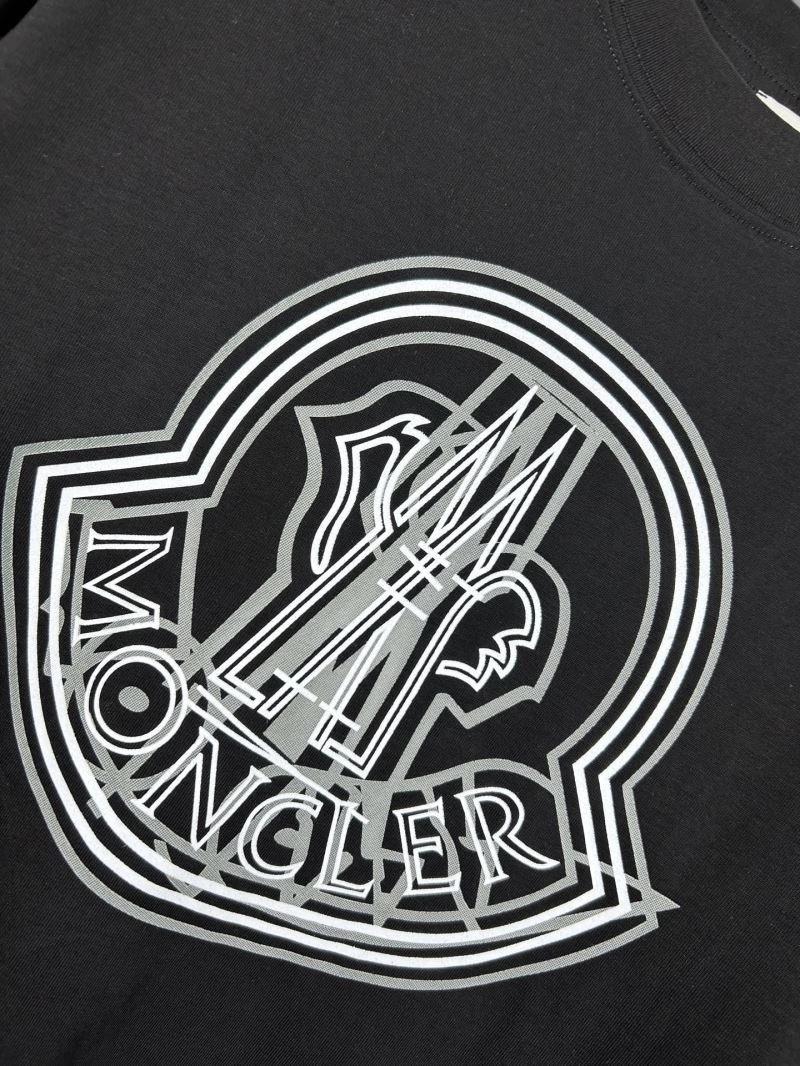 Cozy Moncler T-Shirts 142670