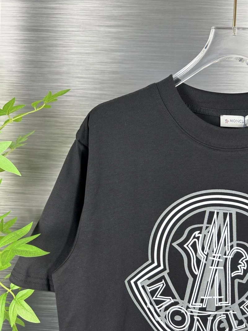 Cozy Moncler T-Shirts 142670