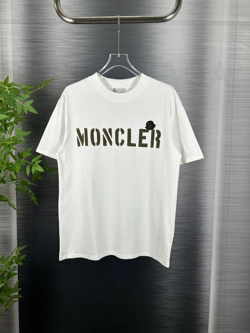 Seasonal Moncler T-Shirts 142675