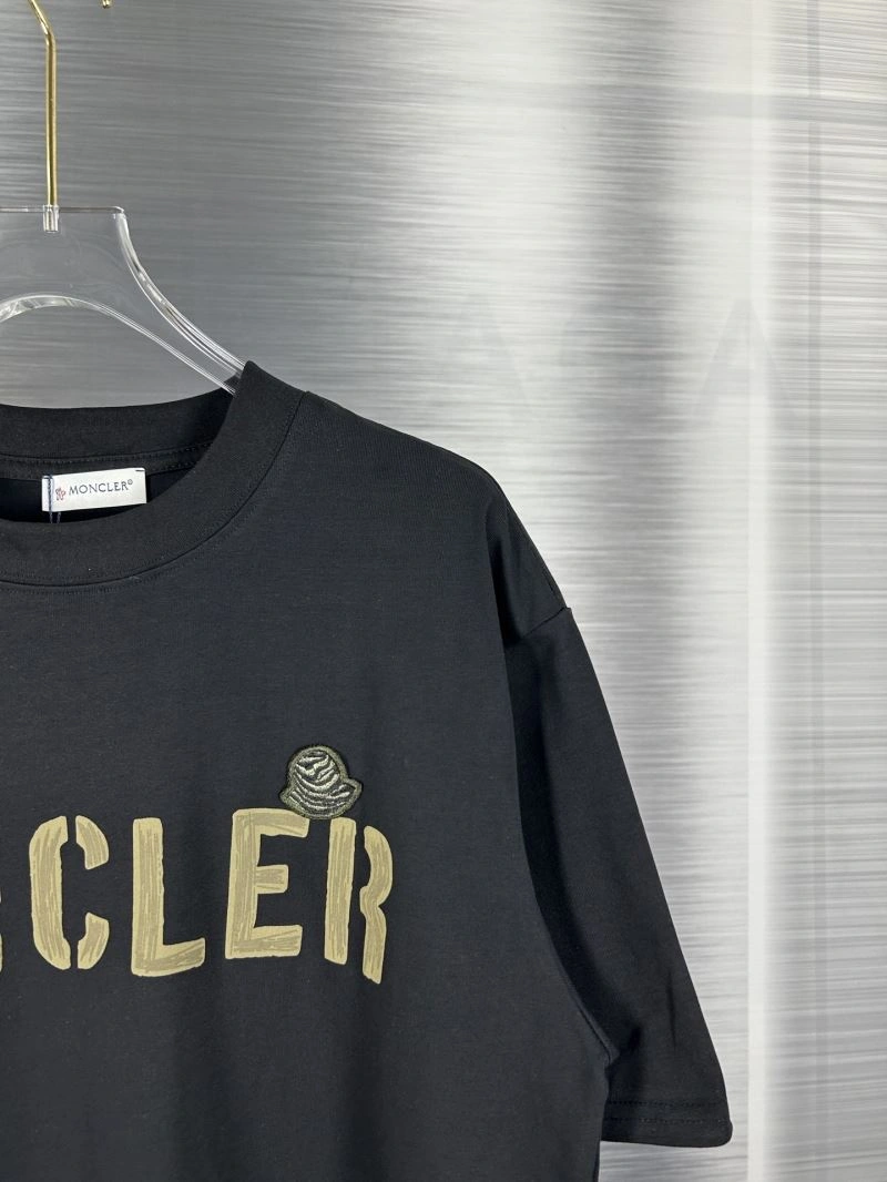 Lightweight Moncler T-Shirts 142663