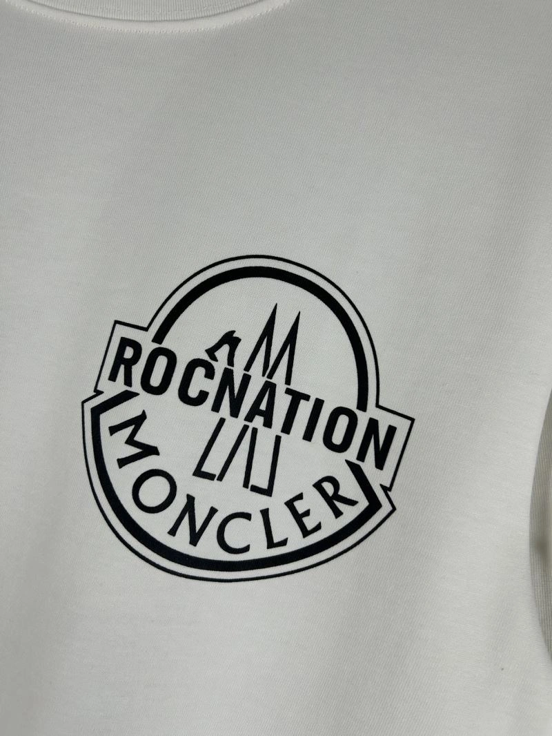 Vibrant Moncler T-Shirts 142665