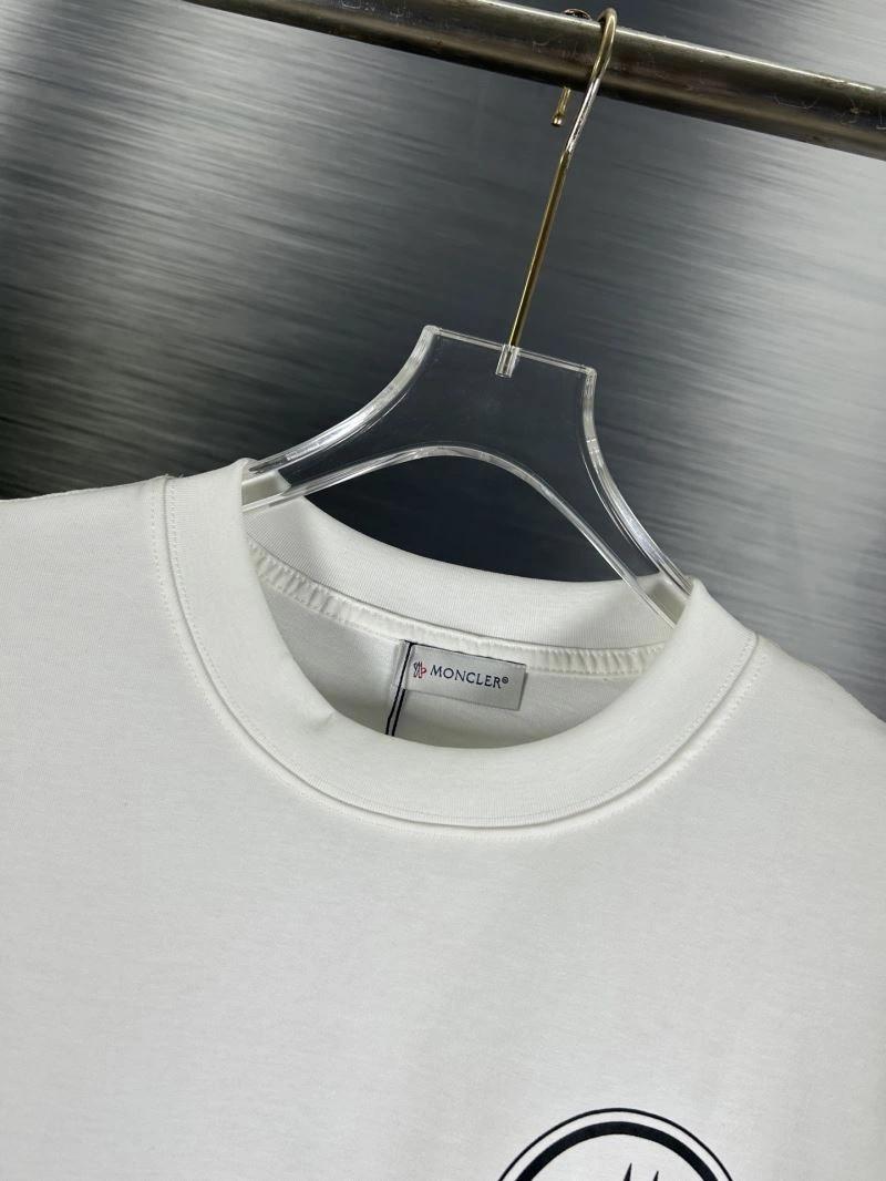 Vibrant Moncler T-Shirts 142665