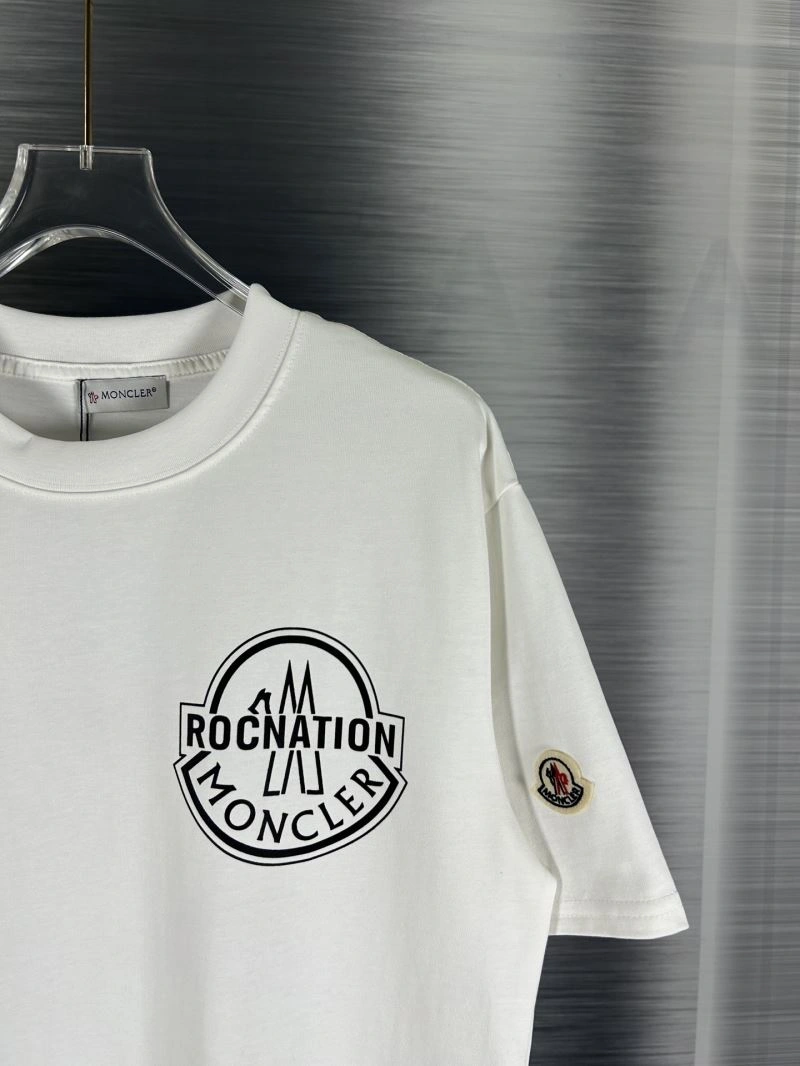 Vibrant Moncler T-Shirts 142665