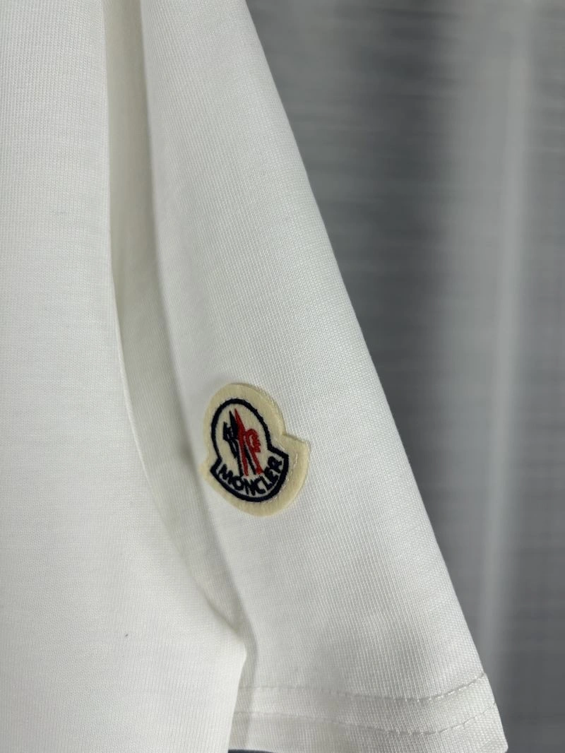 Vibrant Moncler T-Shirts 142665