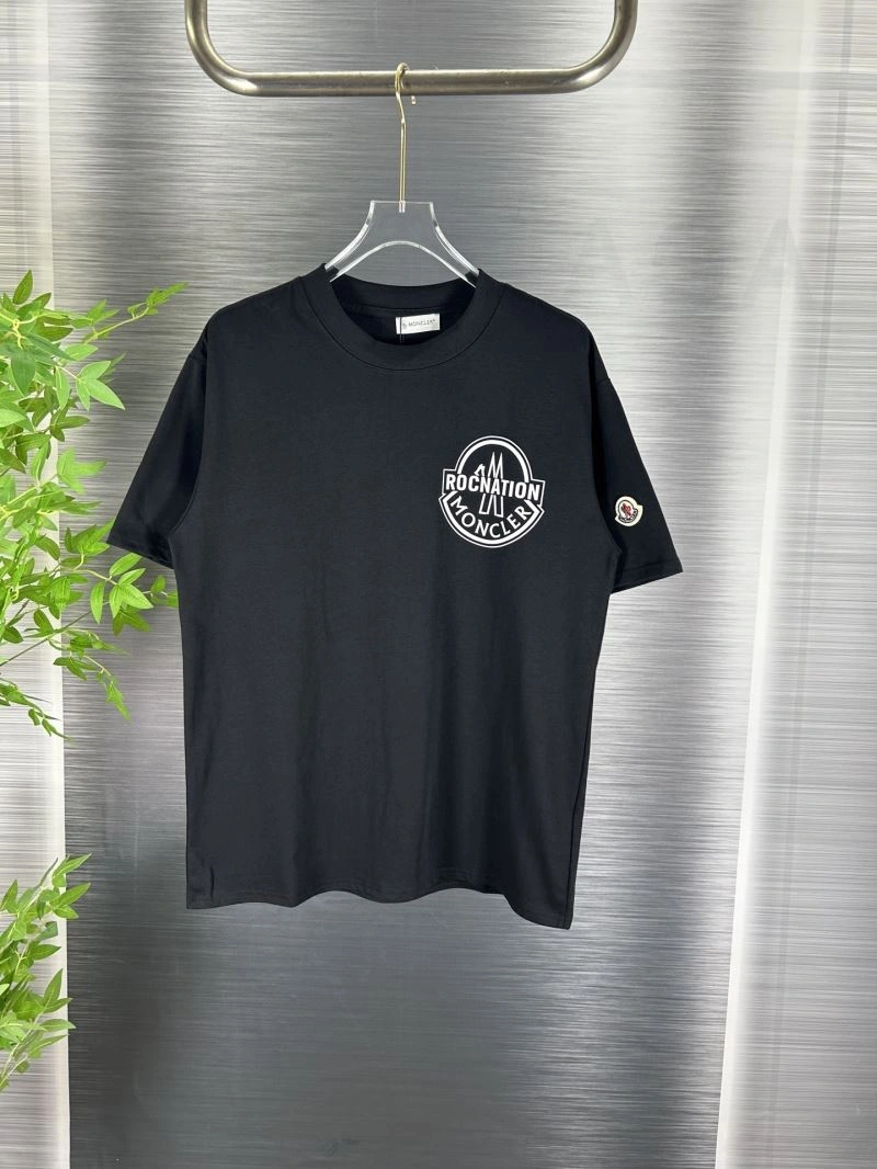 Moncler T-Shirts UrbanChic 142660
