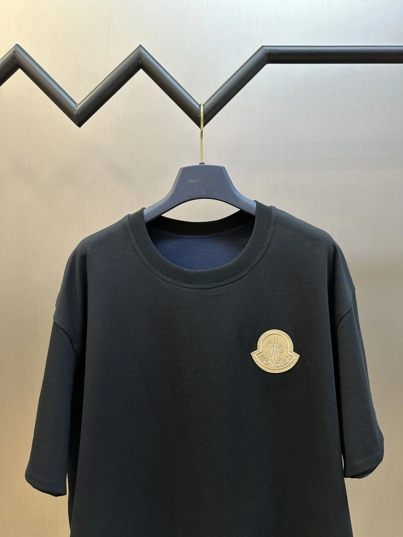 Moncler T-Shirts Premium 142650