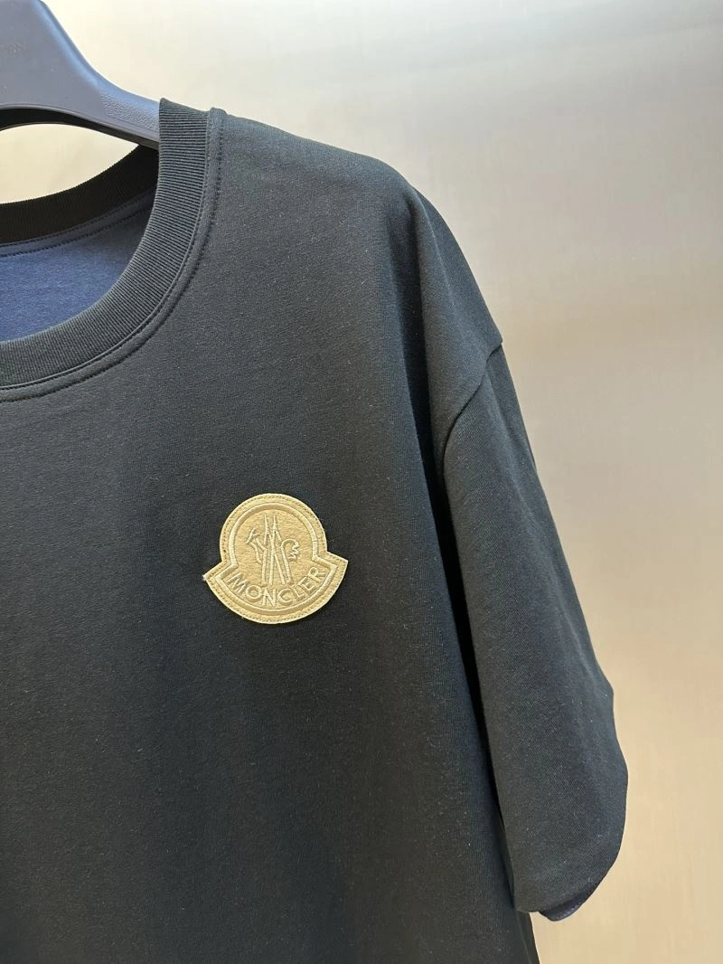 Moncler T-Shirts Premium 142650