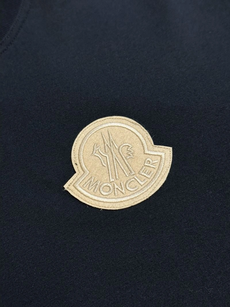 Moncler T-Shirts Premium 142650