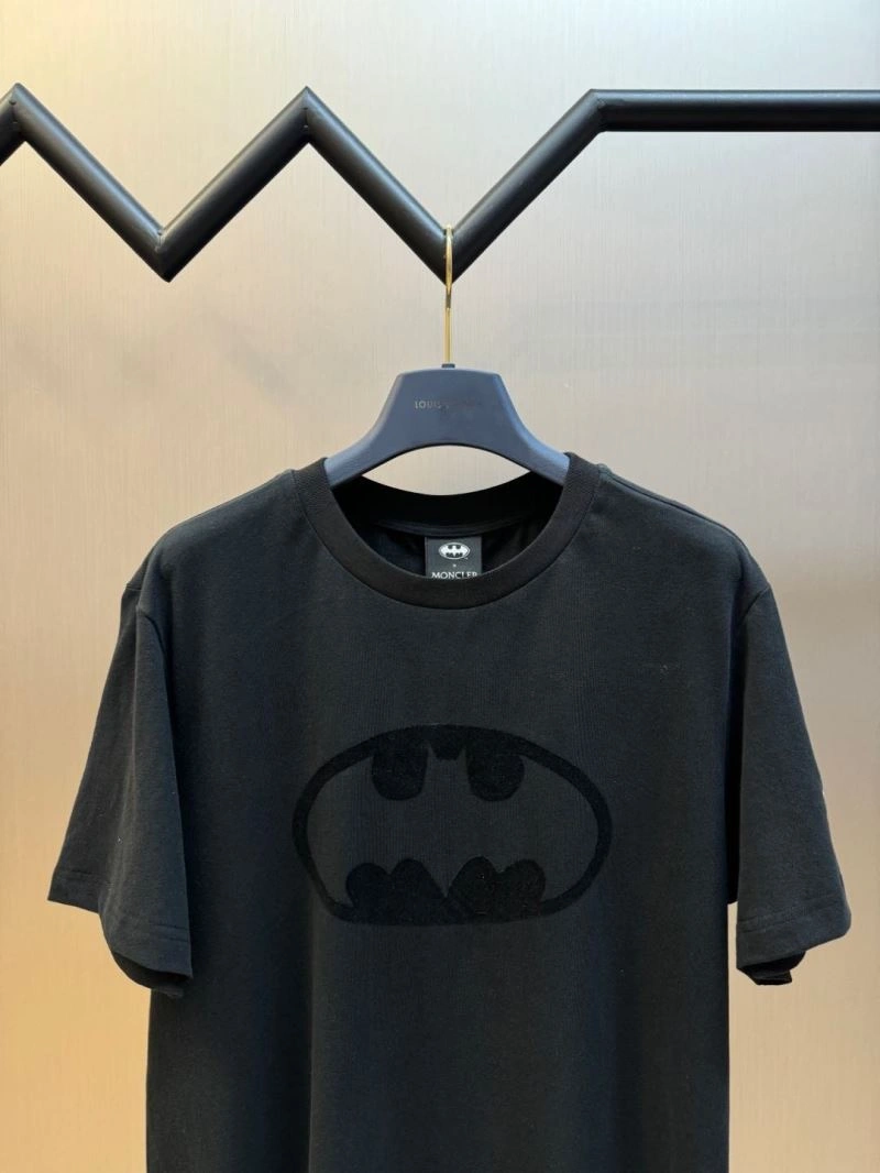 Premium Moncler T-Shirts 142653