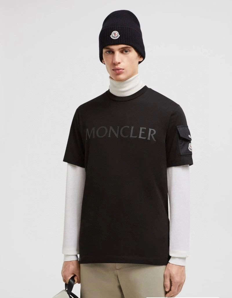 Moncler T-Shirts Neat 142645