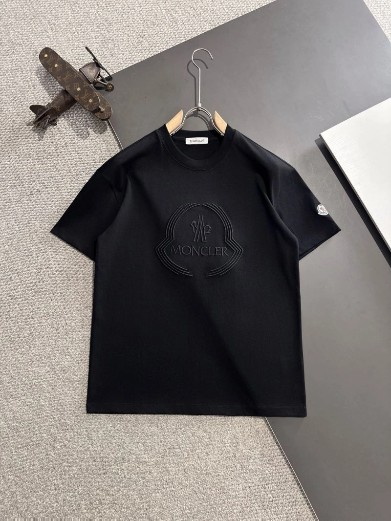 Moncler T-Shirts SmoothTexture 142644