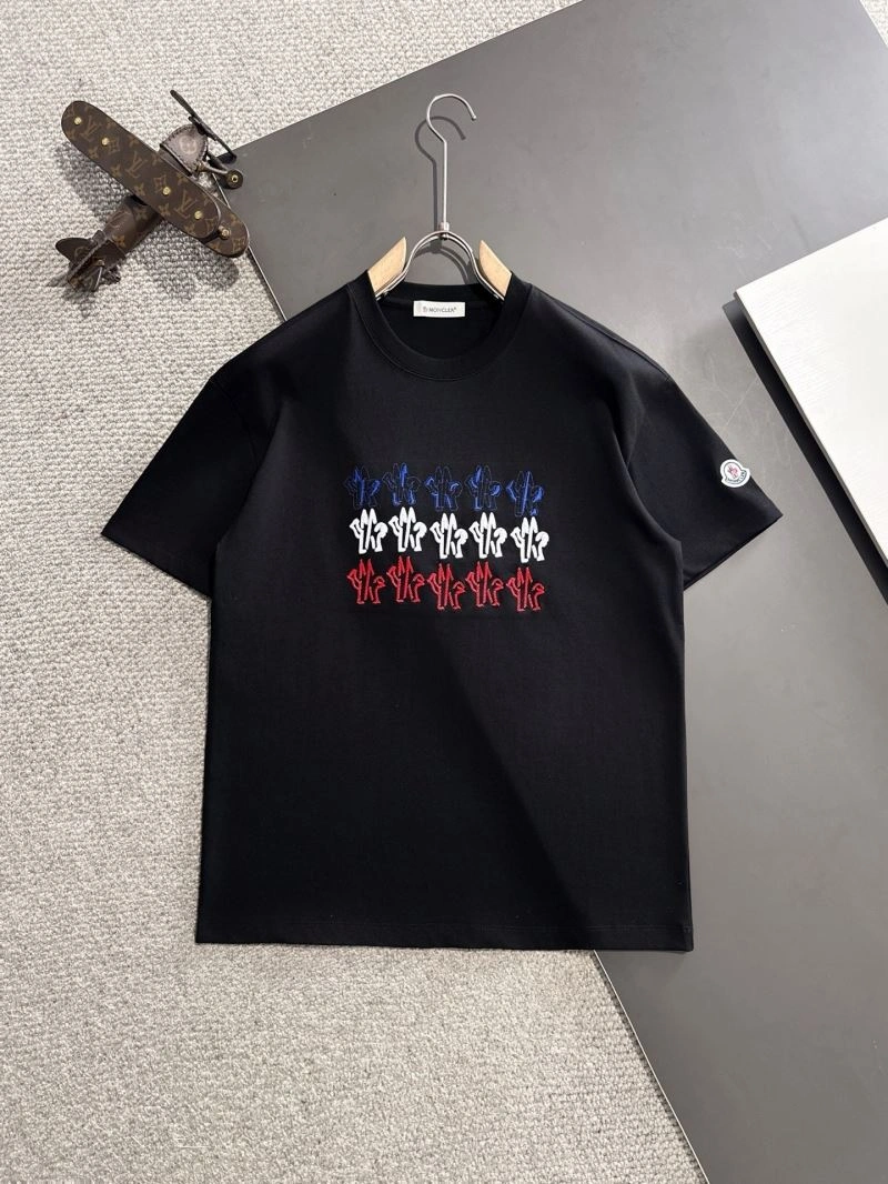 Moncler T-Shirts Functional 142651