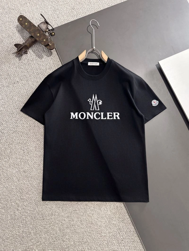 Functional Moncler T-Shirts 142641