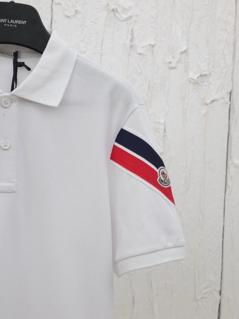 Moncler T-Shirts Breathable 142630