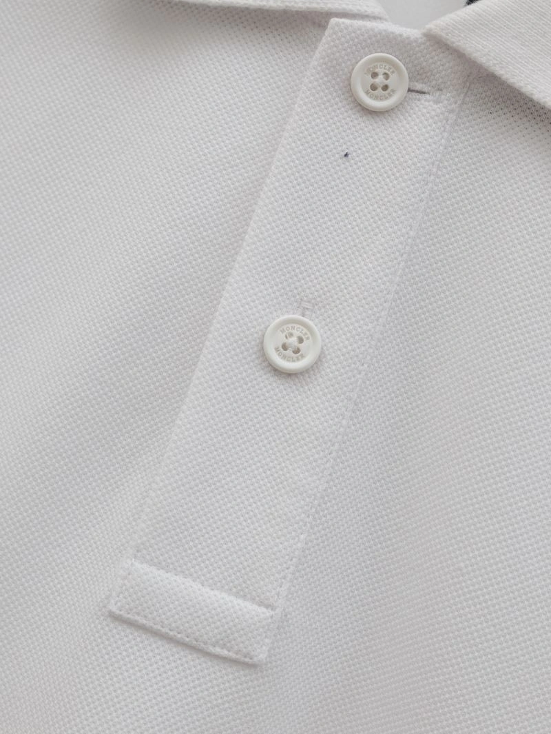 Moncler T-Shirts Breathable 142630