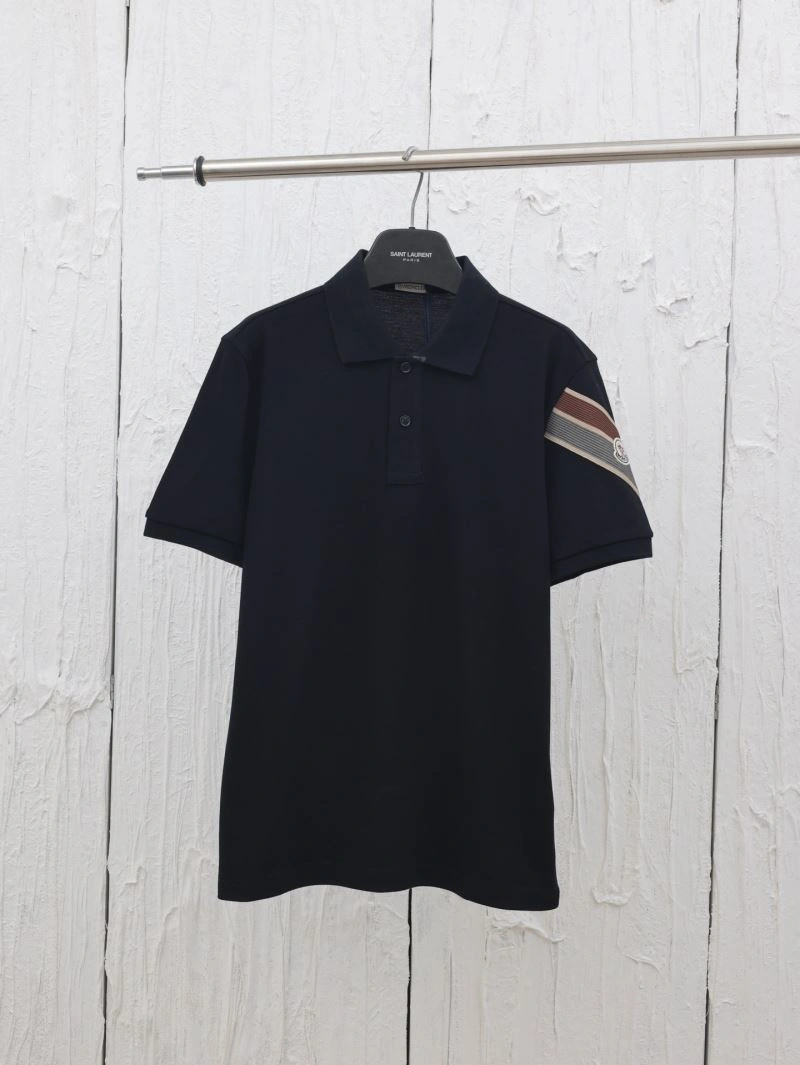 TechFriendly Moncler T-Shirts 142632