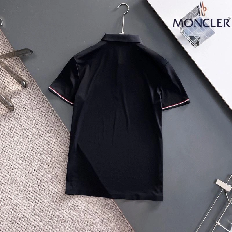 Casual Moncler T-Shirts 143682