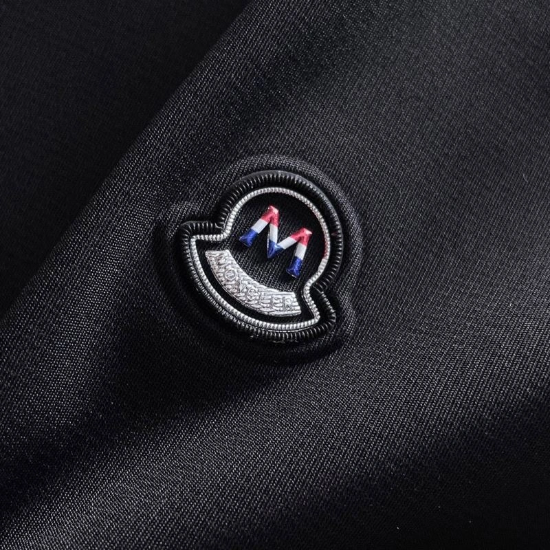 Casual Moncler T-Shirts 143682